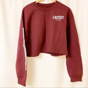 Lastset Co Maroon Long Sleeve Cropped Hoodie Medium